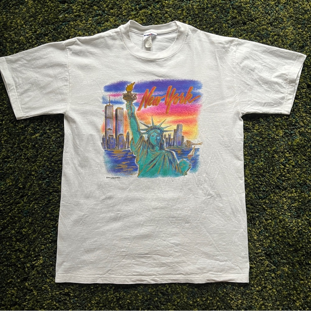 Jerzees New York Statue of Liberty White T (M)